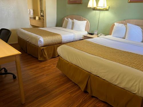 Habitación con 2 camas grandes - No fumadores del hotel Travelodge by Wyndham Holbrook. Foto 7