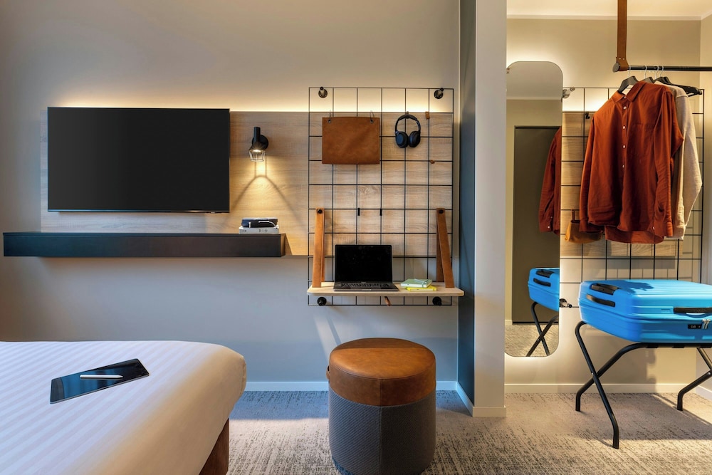 Habitación, 1 cama individual del hotel Moxy Berlin Ostbahnhof. Foto 1