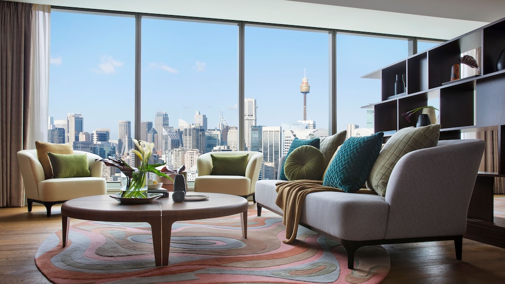 SUITE BELLERIVE, Beneficios Club Millésime, 1 Cama King Size, Sala de Estar y Comedor, Planta Superior del hotel Sofitel Sydney Darling Harbour. Foto 6