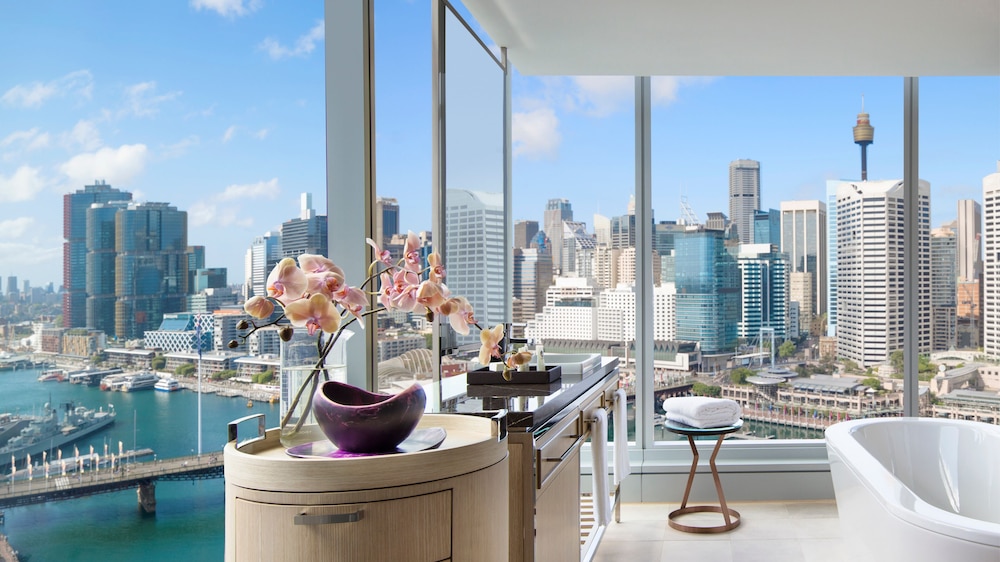 HABITACIÓN DE LUJO, 1 Cama King Size, Habitación Esquina, Vistas al Puerto Darling del hotel Sofitel Sydney Darling Harbour. Foto 8