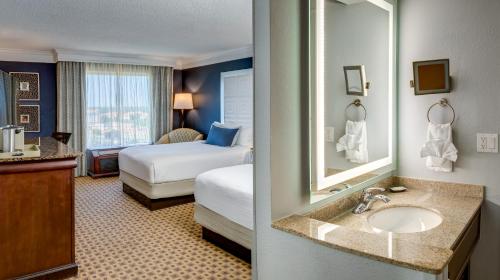 Habitación Estándar del hotel Rosen Plaza Resort. Foto 4