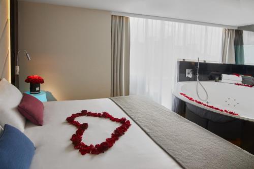Suite Horizon con terraza del hotel Inx Design. Foto 7