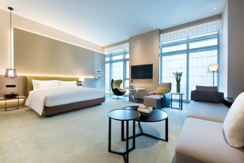 Junior Suite (King bed) del hotel Sofitel Foshan. Foto 8