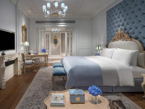 Luxury Premium Room French Style (King bed) del hotel Sofitel Foshan. Foto 3