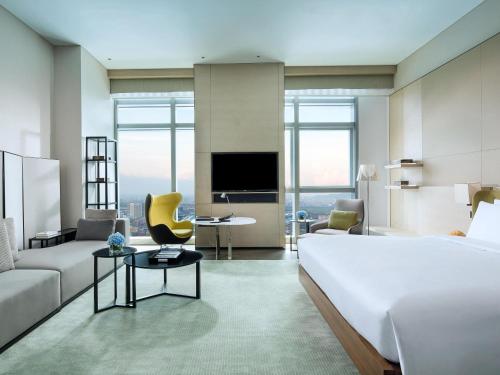 Luxury Premium Room Modern Style (King bed) del hotel Sofitel Foshan. Foto 2