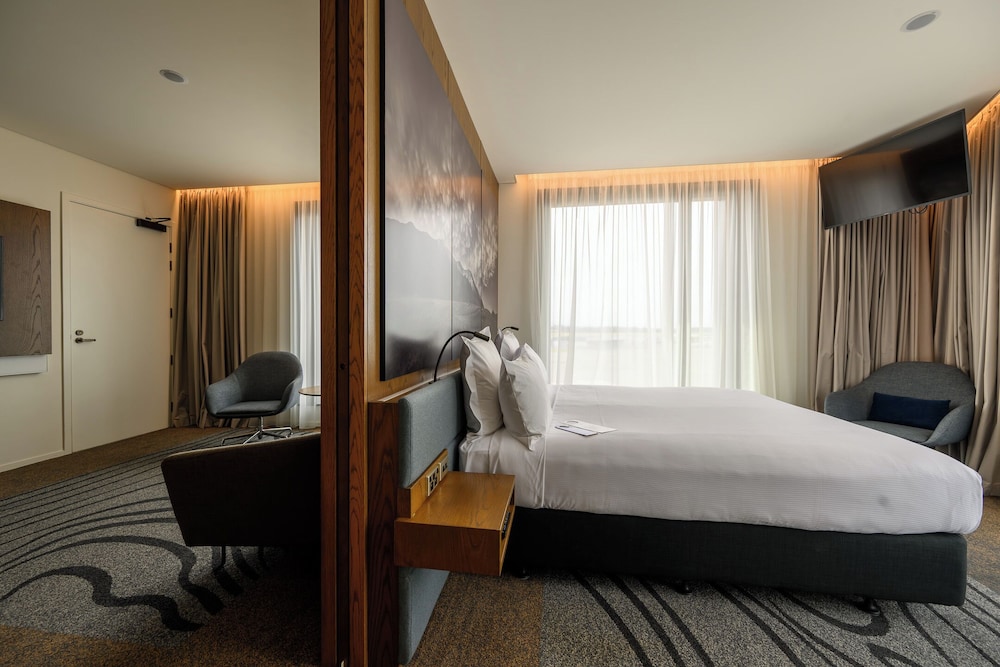 Suite con 1 Cama King del hotel NOVOTEL CHRISTCHURCH AIRPORT. Foto 2