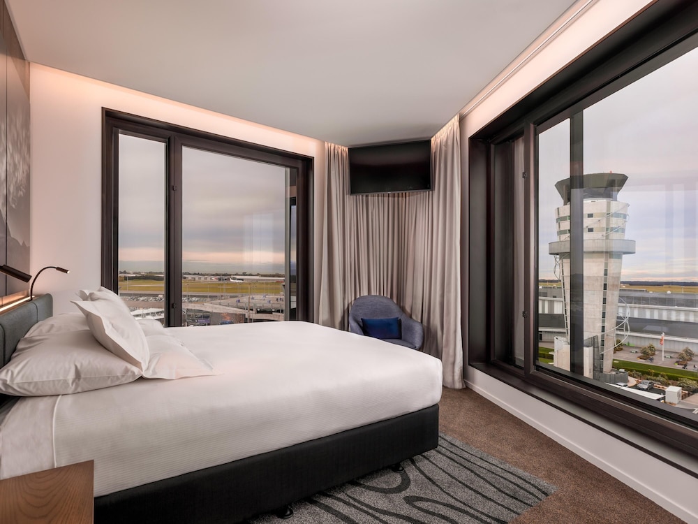 Suite con 1 Cama King del hotel NOVOTEL CHRISTCHURCH AIRPORT. Foto 10
