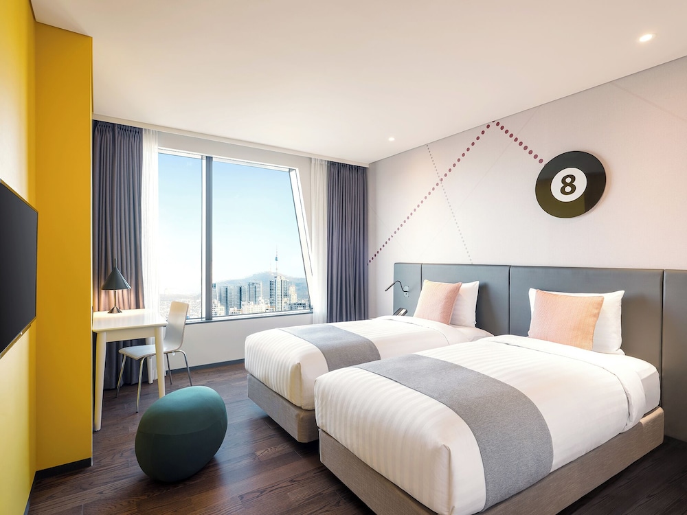 Habitación Superior con camas gemelas del hotel ibis Styles Ambassador Seoul Yongsan - Seoul Dragon City. Foto 1