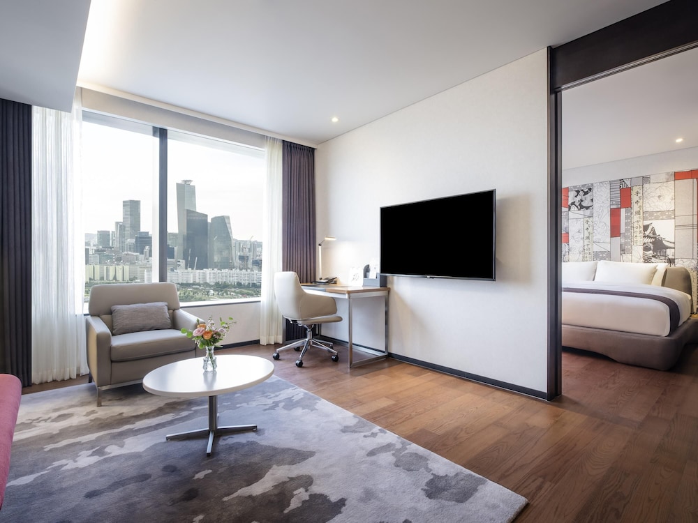 Suite Premier con 1 cama king del hotel Novotel Ambassador Seoul Yongsan - Seoul Dragon City