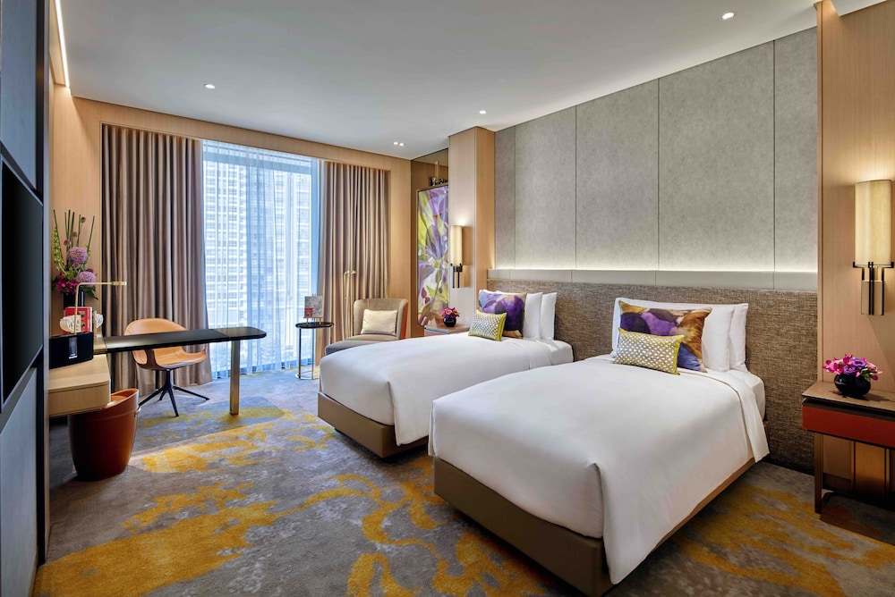 HABITACIÓN PREMIUM DE LUJO, 2 Camas Individuales, Vista a la Ciudad, Piso Alto del hotel Sofitel Singapore City Centre (sg Clean). Foto 3