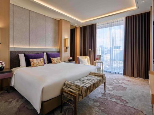 SUITE PRESTIGE, Acceso Club Millésime, 1 Cama King, Vista a la Ciudad del hotel Sofitel Singapore City Centre (sg Clean). Foto 2