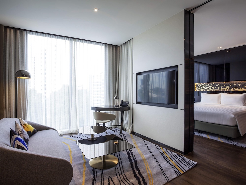 Suite Premier con 1 cama king size del hotel Novotel Singapore On Stevens