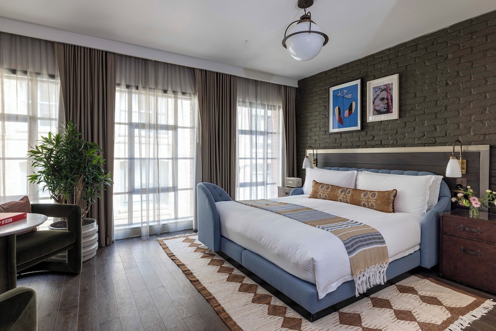 Suite junior (Grand Chamber) del hotel Virgin Hotels London - Shoreditch