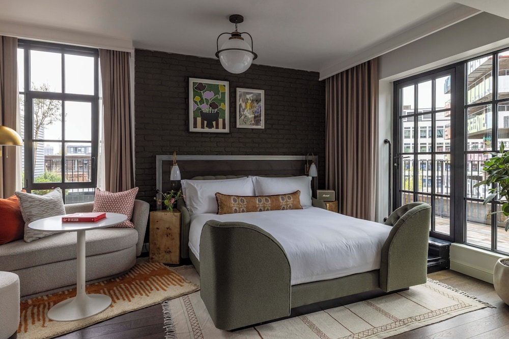 Suite junior, terraza (Grand Chamber) del hotel Virgin Hotels London - Shoreditch. Foto 2