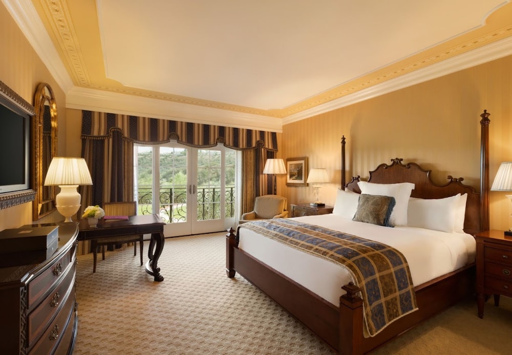 Habitación, 1 cama de matrimonio grande (Fairmont) del hotel Fairmont Grand Del Mar. Foto 3