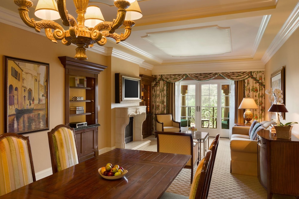 Suite Vista, 1 habitación, 1 cama King del hotel Fairmont Grand Del Mar. Foto 1