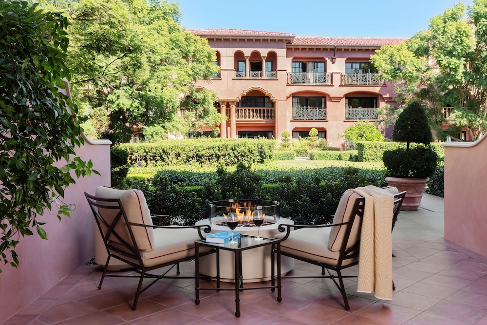 Suite, 1 habitación, chimenea (King Bed, Vista) del hotel Fairmont Grand Del Mar. Foto 2