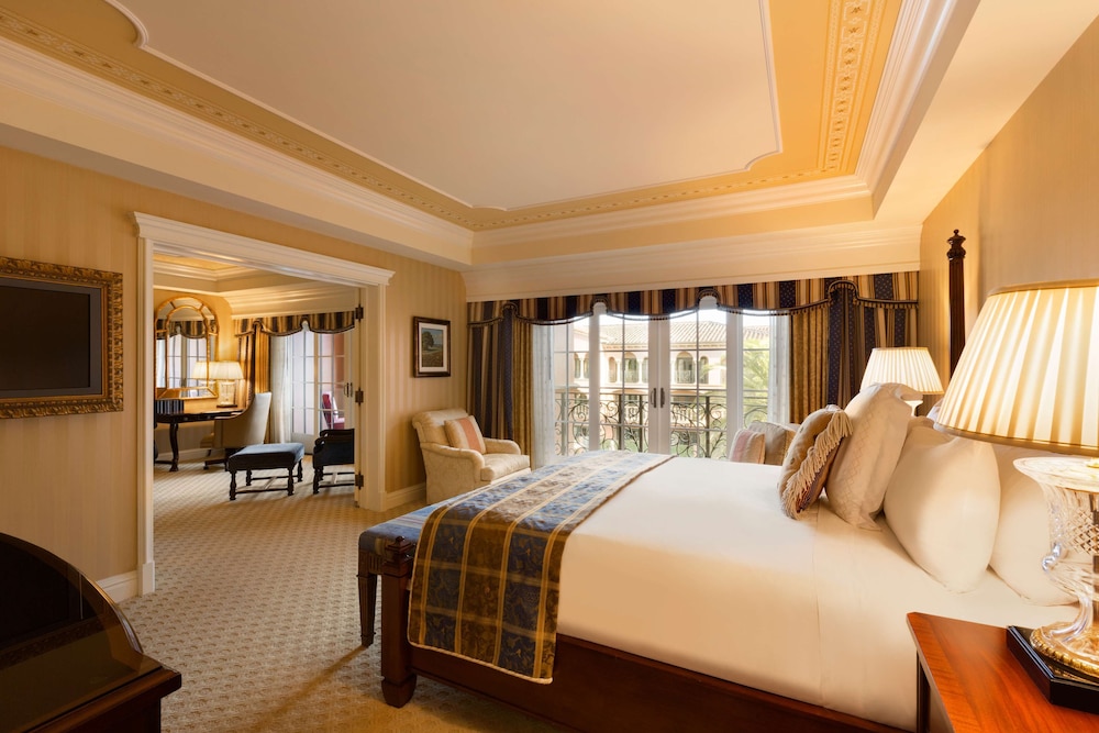 Suite Del Mar, 1 habitación, cama King, accesible para personas con discapacidad auditiva del hotel Fairmont Grand Del Mar. Foto 2