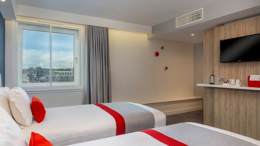Habitación estándar, 2 camas individuales del hotel Holiday Inn Express Dublin City Centre, An Ihg
