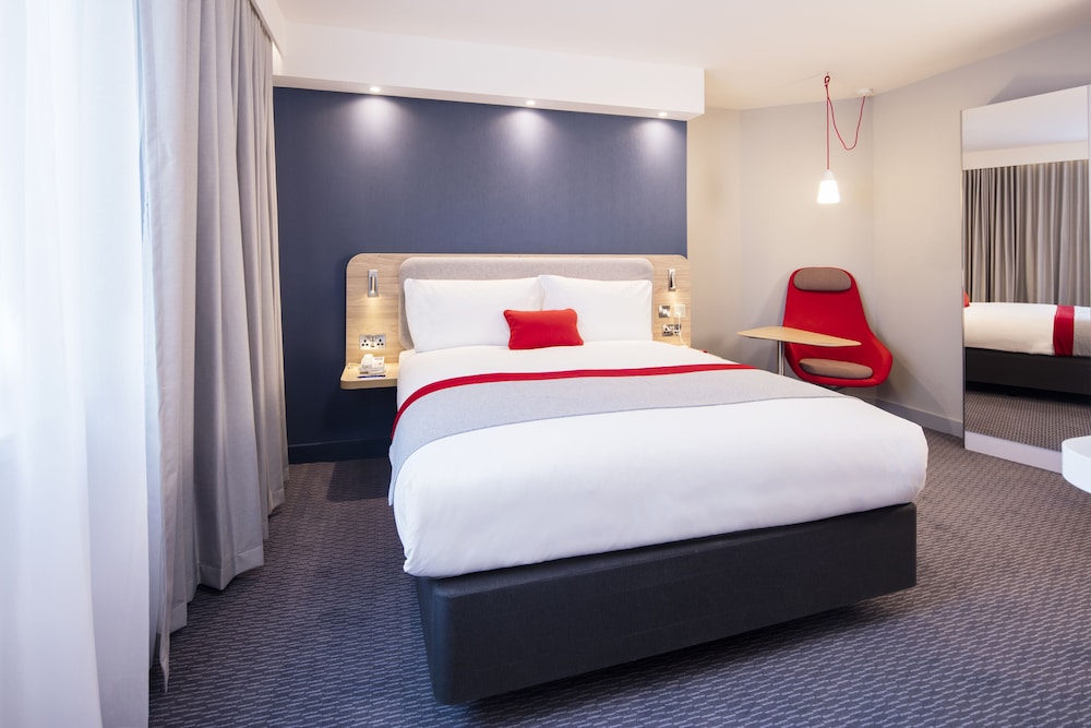 Habitación estándar, 1 cama doble, vistas a la ciudad (with Free Hot Breakfast) del hotel Holiday Inn Express Dublin City Centre, An Ihg. Foto 5