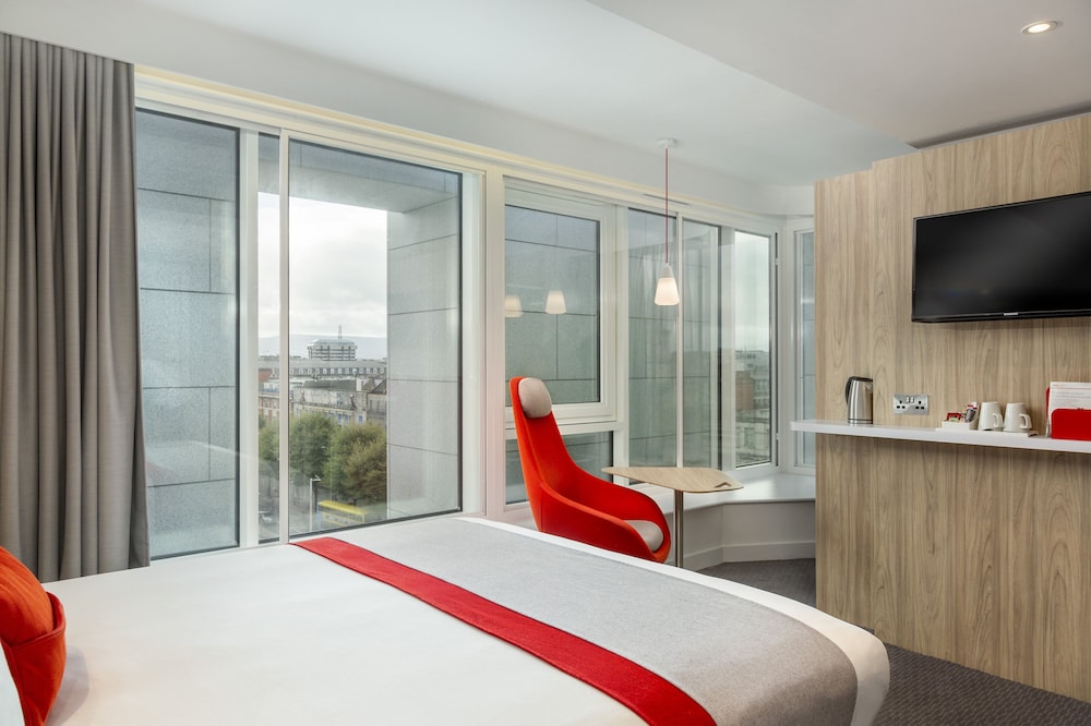 Habitación estándar, 1 cama doble, vistas a la ciudad (with Free Hot Breakfast) del hotel Holiday Inn Express Dublin City Centre, An Ihg. Foto 19
