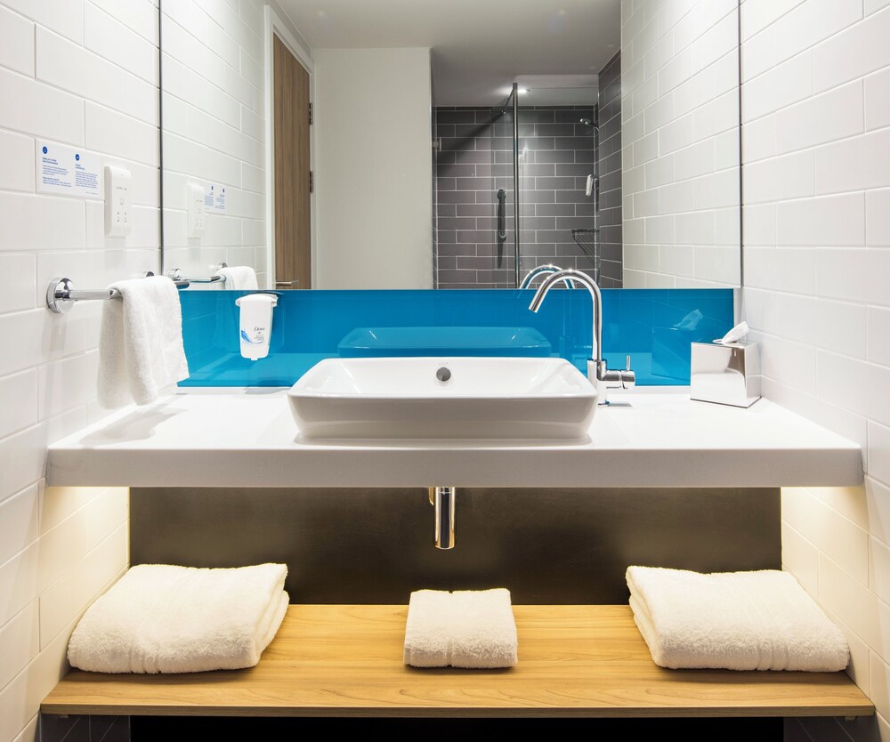 Habitación estándar, 1 cama doble del hotel Holiday Inn Express Dublin City Centre, An Ihg. Foto 17