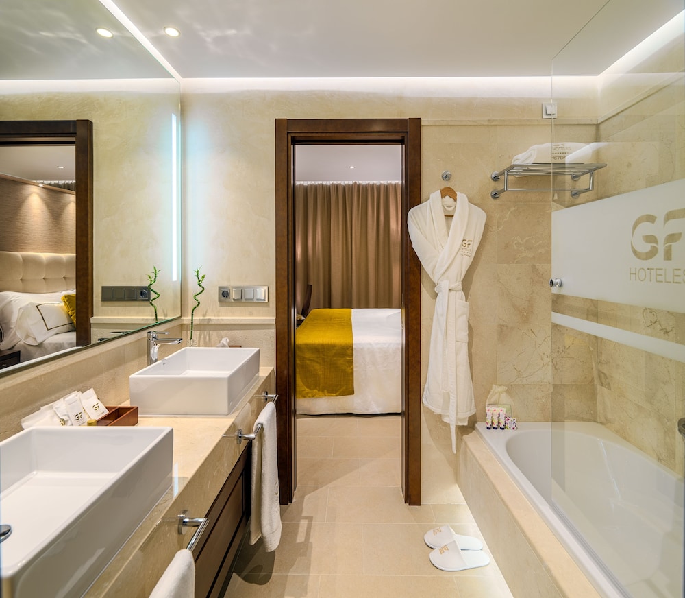 Senior Suite del hotel GF Victoria. Foto 5