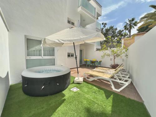 Apartamento con bañera de hidromasaje y jardín del hotel The Blue Corner. Foto 1