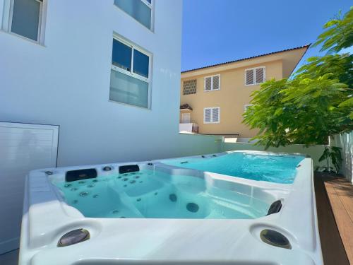 Apartamento con bañera de hidromasaje y jardín del hotel The Blue Corner. Foto 21