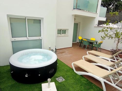 Apartamento con bañera de hidromasaje y jardín del hotel The Blue Corner. Foto 22