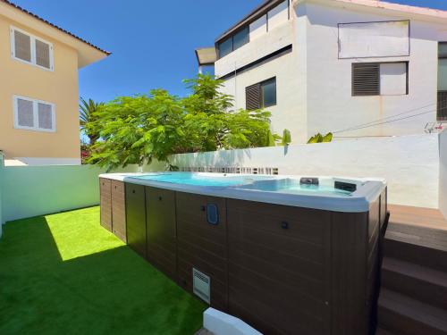 Apartamento con bañera de hidromasaje y jardín del hotel The Blue Corner. Foto 29