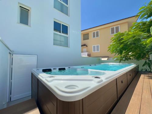 Trabaja y desconecta: Apartamento con bañera de hidromasaje y jardín del hotel The Blue Corner. Foto 36