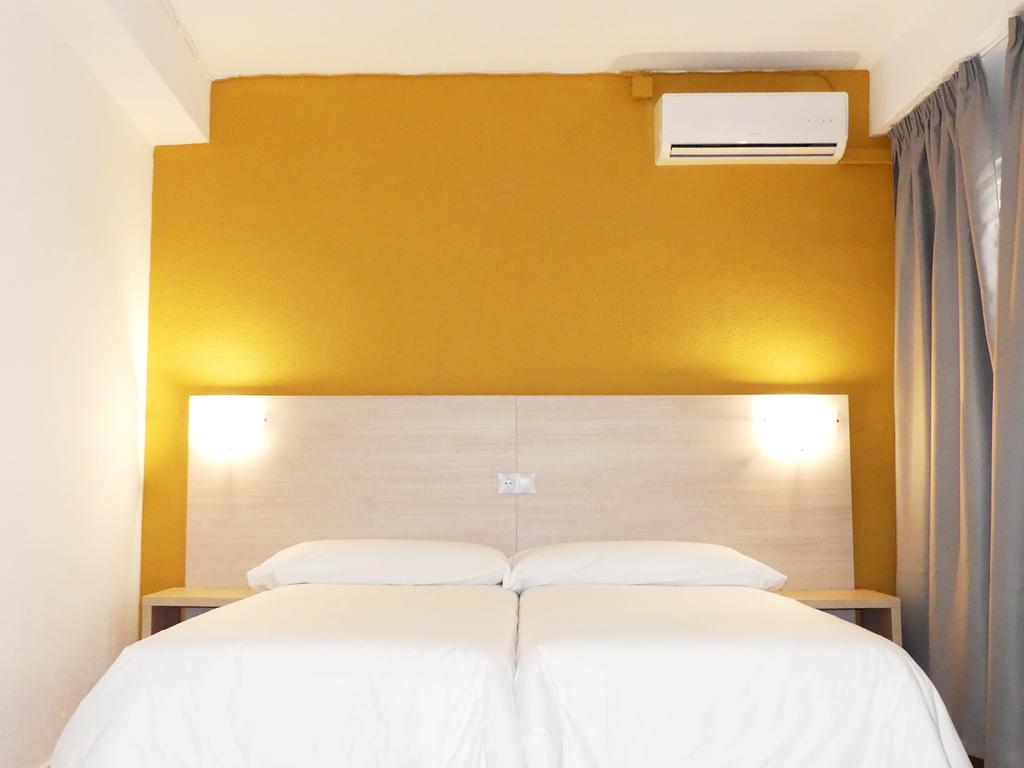 Habitación doble del hotel Benidorm City Olympia. Foto 1