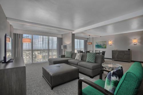 Suite de 2 dormitorios - No fumadores del hotel Doubletree by Hilton at the Entrance to Universal. Foto 5