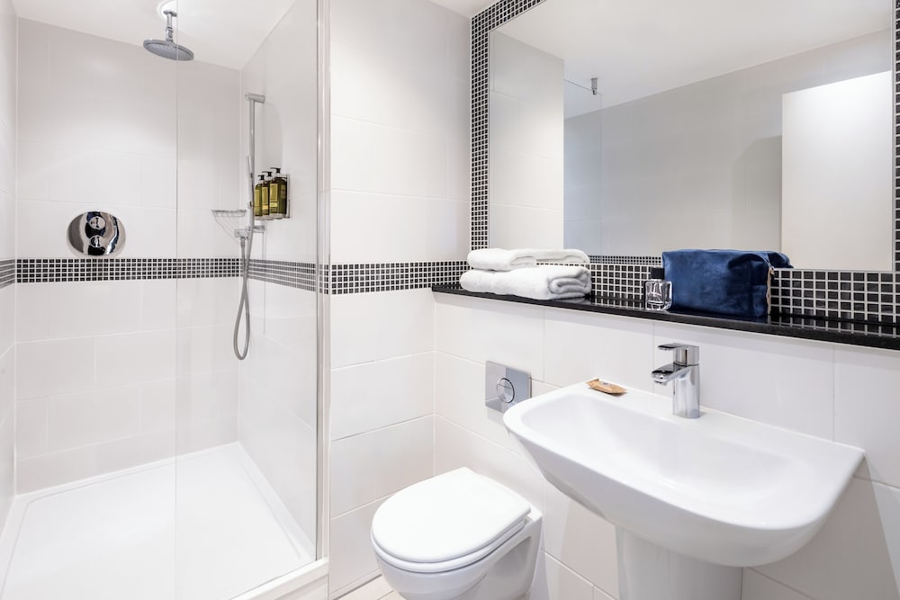 Estudio Deluxe, 1 cama queen con sofá cama del hotel Marlin Waterloo. Foto 4