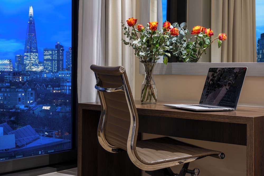 Estudio Premium, 1 cama King, vista a la ciudad del hotel Marlin Waterloo. Foto 4