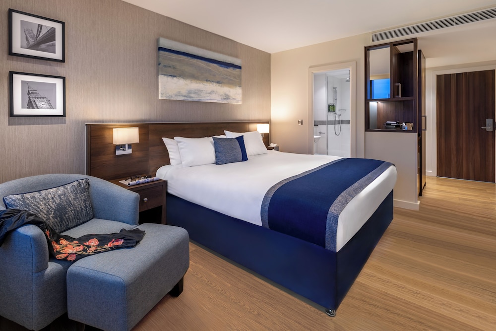 Habitación clásica, 1 cama de matrimonio grande del hotel Marlin Waterloo. Foto 1