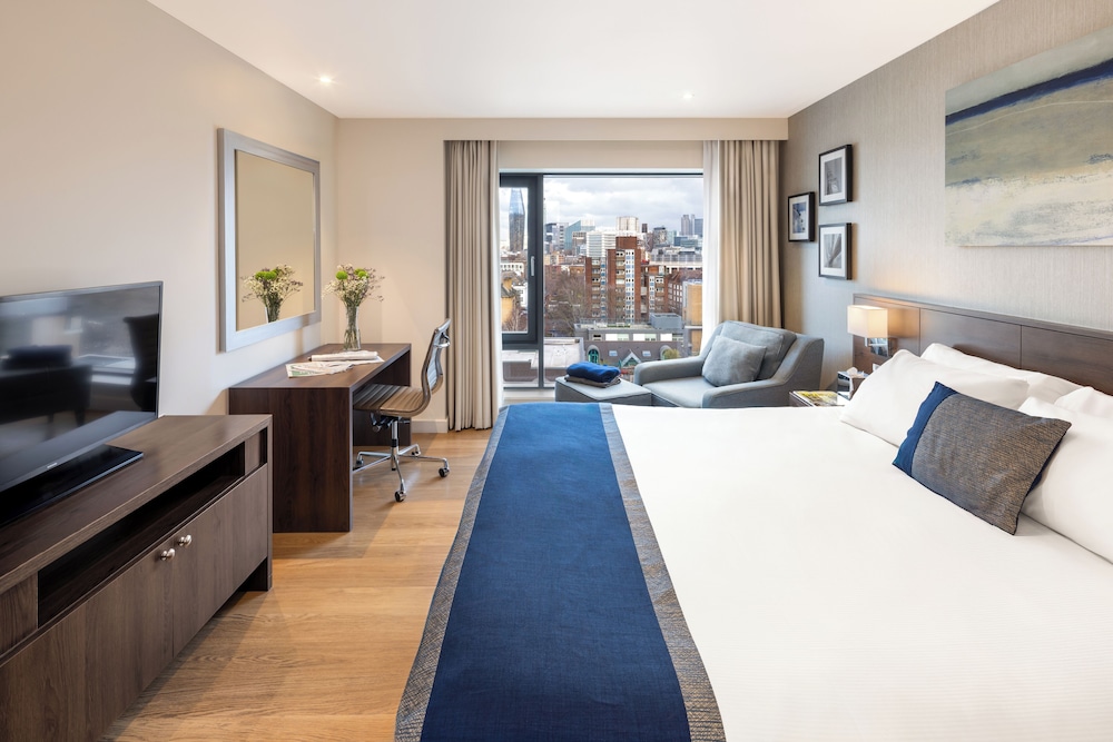 Habitación Premium, 1 cama King, vista a la ciudad del hotel Marlin Waterloo. Foto 4