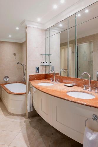 Suite Junior del hotel The Petersham. Foto 3