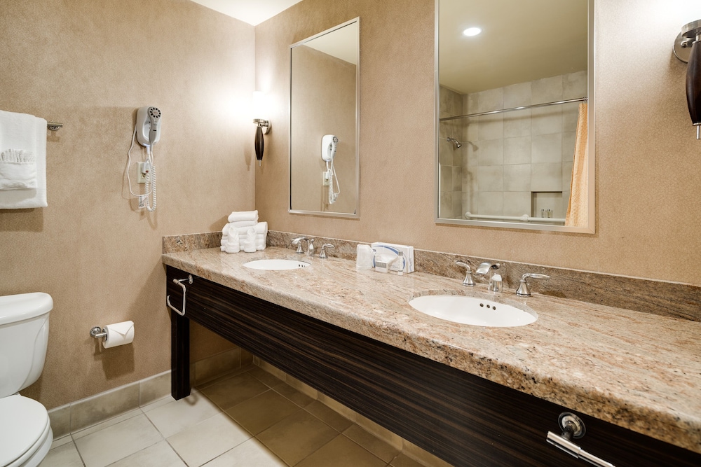 Vista limitada, 2 camas queen, accesible del hotel Showboat Atlantic City. Foto 5