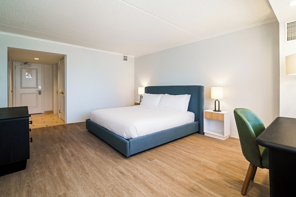 Apartamento de un dormitorio con cama King y cocina del hotel Showboat Atlantic City. Foto 3
