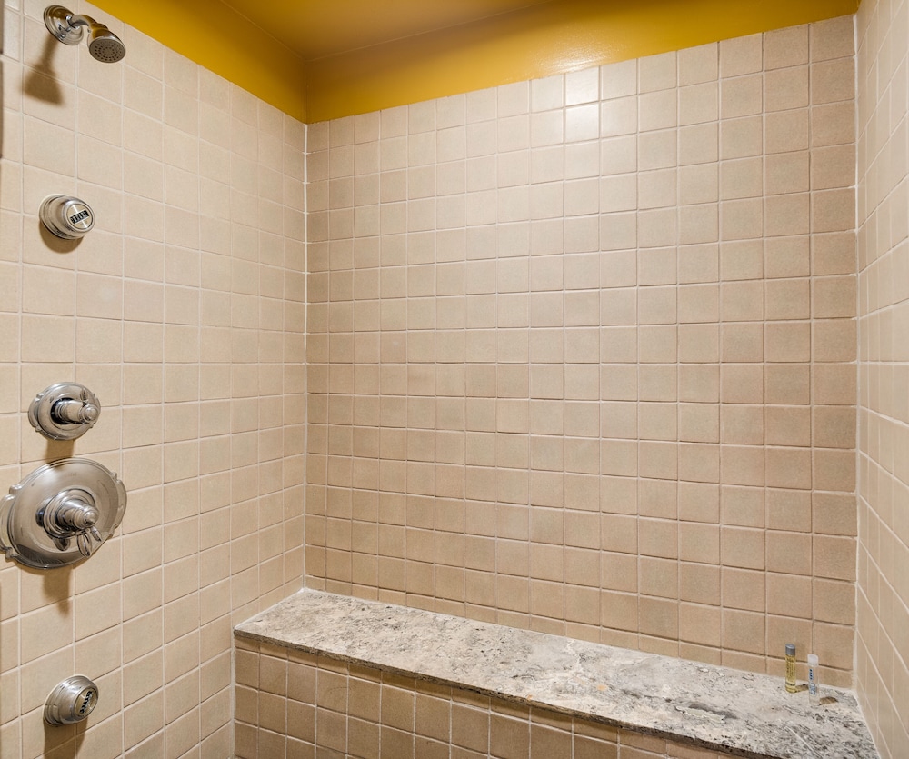 Suite junior, 2 camas de matrimonio (House of Blues) del hotel Showboat Atlantic City. Foto 5
