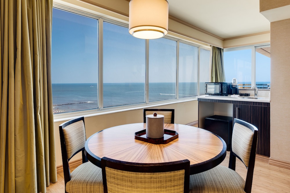 Suite Familiar de Dos Dormitorios con Camas King del hotel Showboat Atlantic City. Foto 7