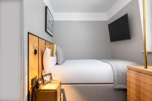 Habitación Doble Superior del hotel Victory House London. Foto 6