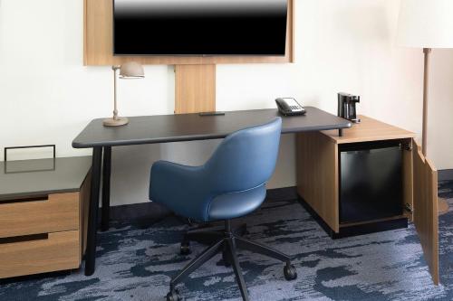 Habitación con 2 camas grandes del hotel Fairfield Inn and Suites - Buffalo Airport. Foto 2