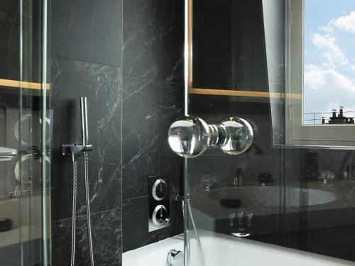 Suite Cléo del hotel Le Narcisse Blanc and Spa. Foto 4
