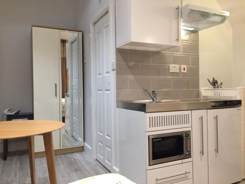 Estudio del hotel Avis Bromley. Foto 10