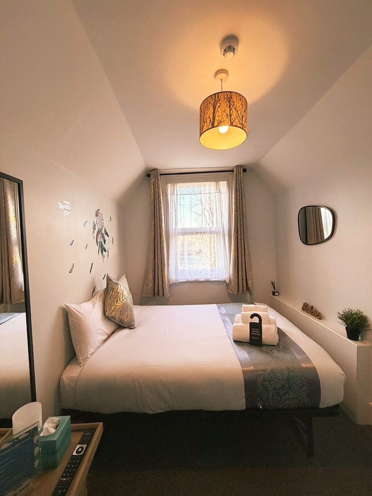 Cozy Double Room (Shared Bathroom) del hotel United Lodge and Apartments