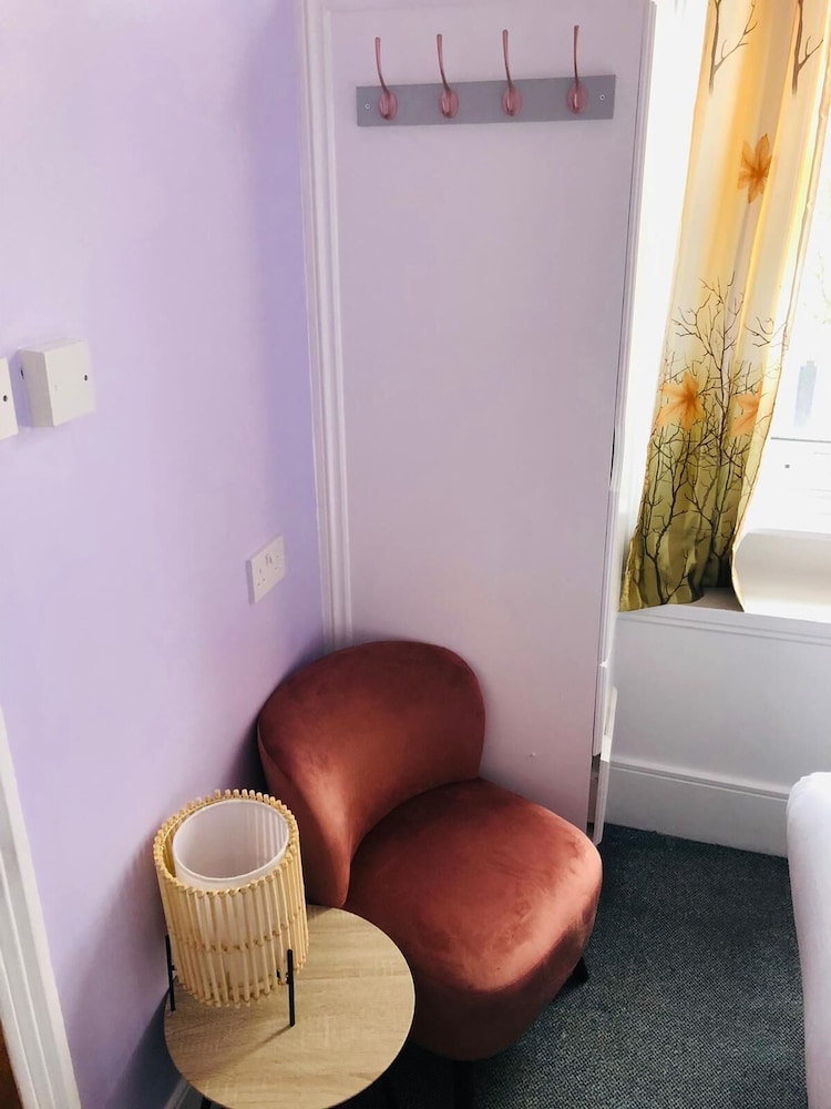 Cozy Double Room (Shared Bathroom) del hotel United Lodge and Apartments. Foto 3