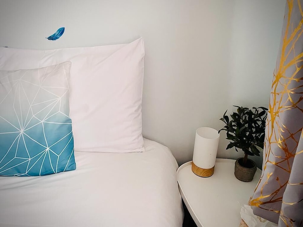 Cozy Double Room (Shared Bathroom) del hotel United Lodge and Apartments. Foto 7